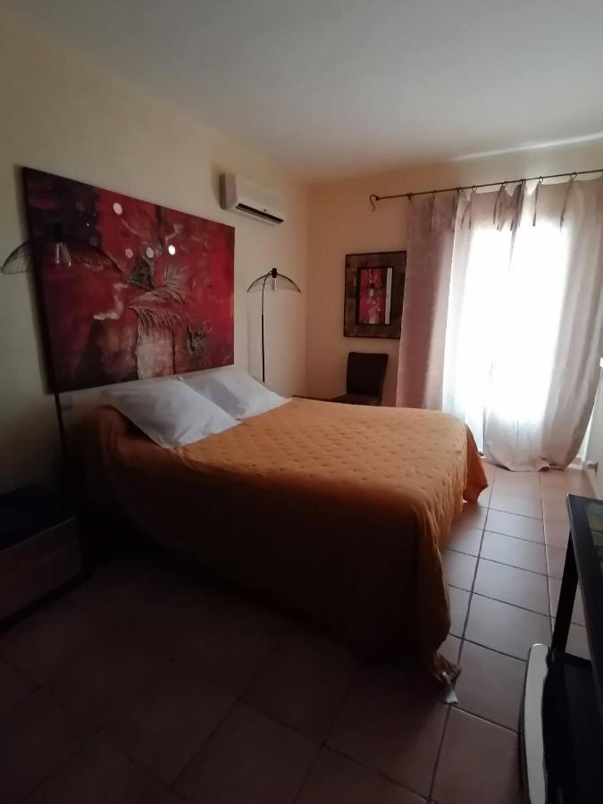 Tre Castelli Bed & Breakfast Монтичело Екстериор снимка